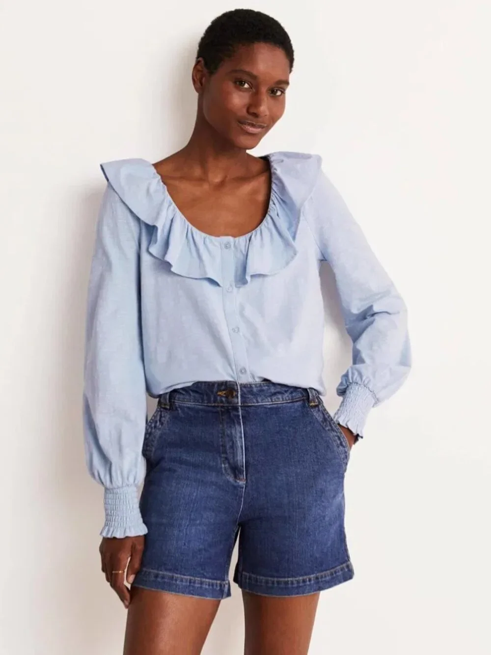 Boden womens Scoop Frill Neck Jersey Top Light Blue Ruffle Button Front Blouse 6